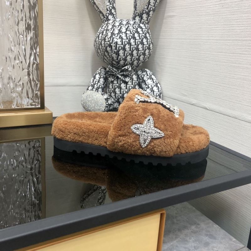 Louis Vuitton Slippers